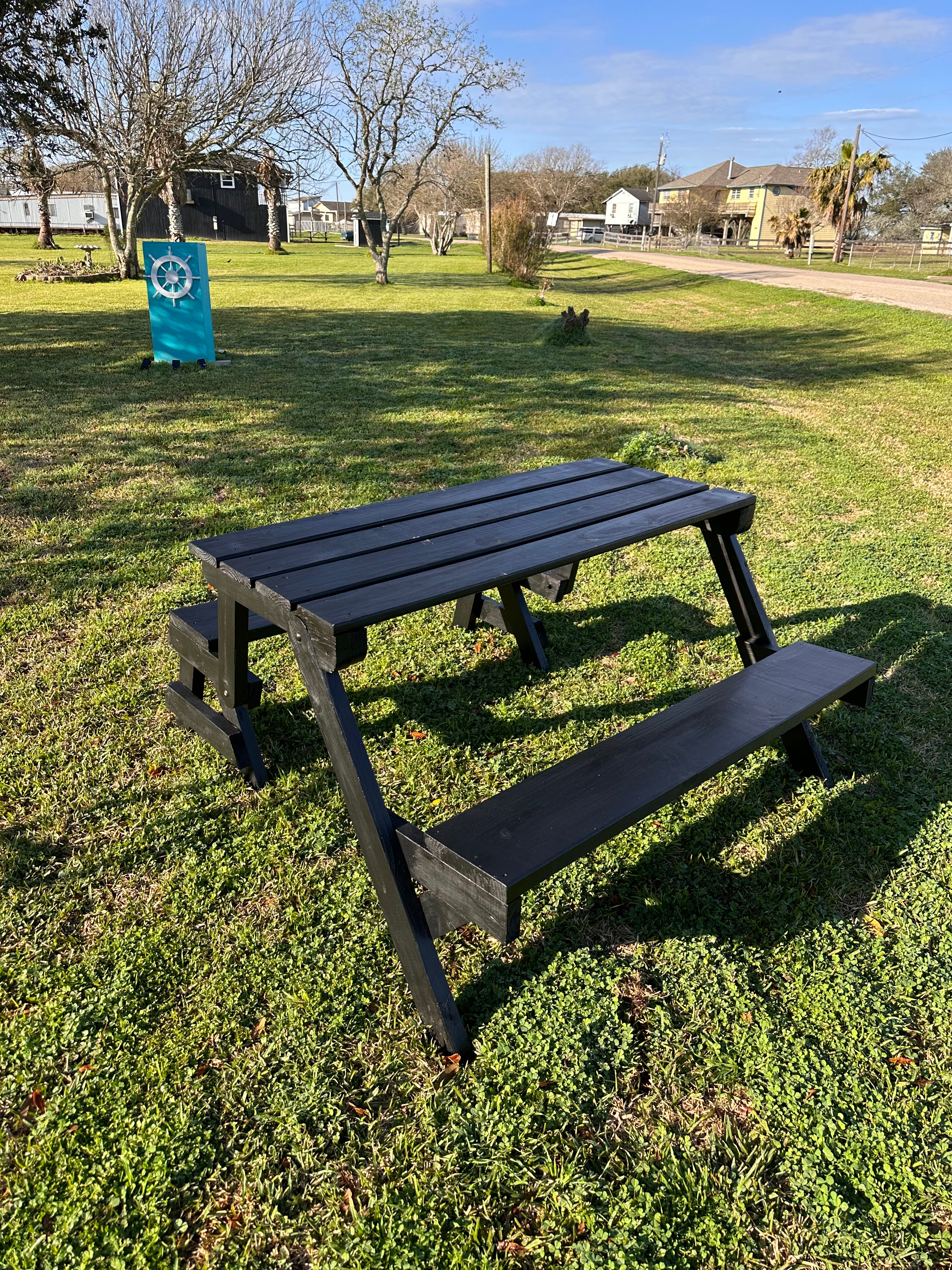 Transforming Bench to Table